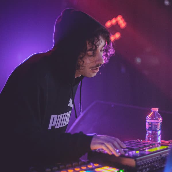 Wooka – Electro