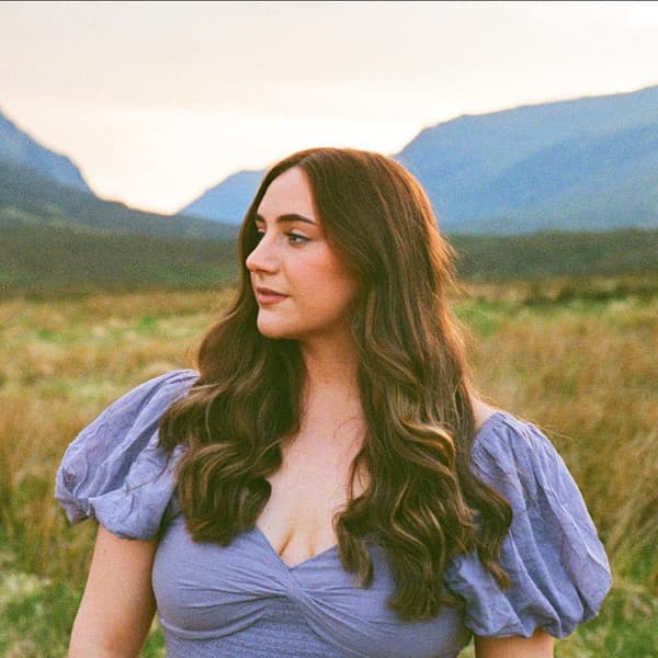 Liv Dawn – Pop