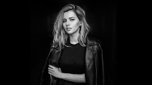 Daria Kolosova – Techno