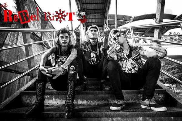 The Rebel Riot – Rock