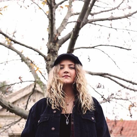 Liv Cartledge – Pop