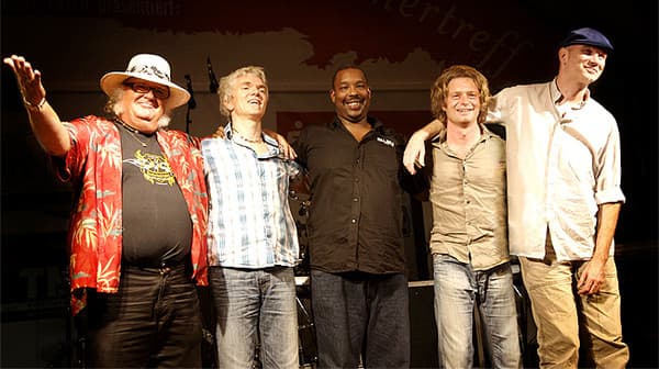 THOMAS BLUG BAND – Pop