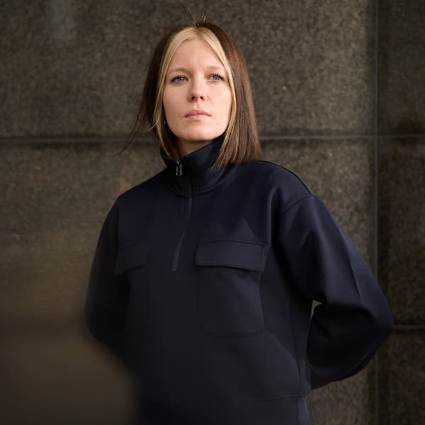 JUSTINE PERRY – Techno