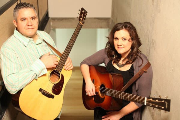 Kenny and Amanda Smith – Country