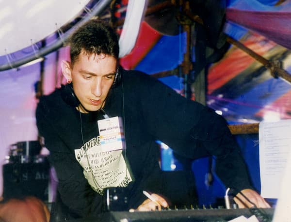 DJ Evolution – Techno