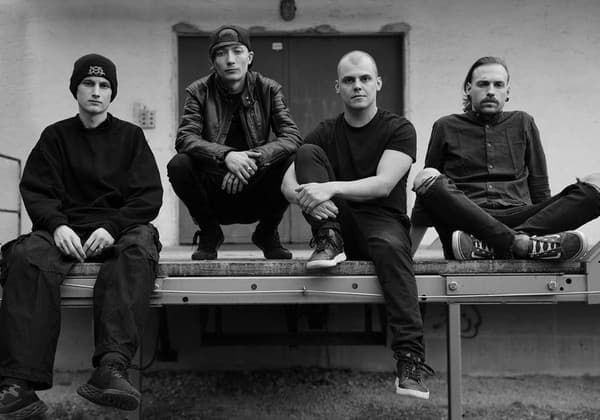 Ruin Rising – Rock