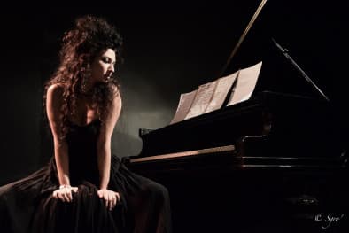 LJUBA DE ANGELIS – Hip-Hop