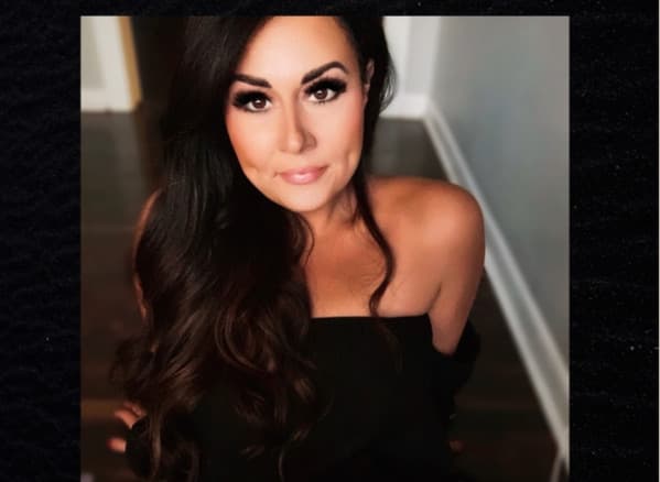 Tess Frizzell – Country