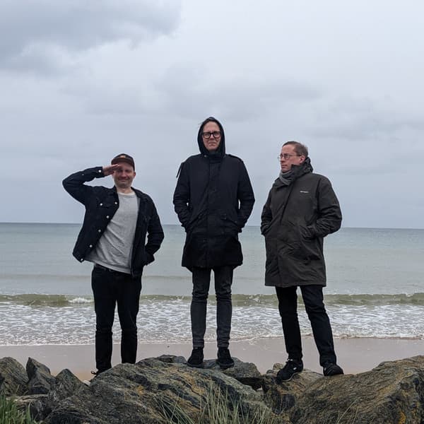 LOINS – Rock