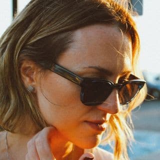 Mary Olivetti – Pop