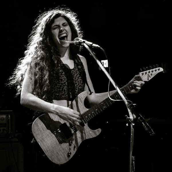 Hannah Wicklund – Rock